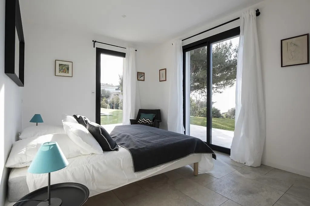 Villa Mita Cassis 0*,  France